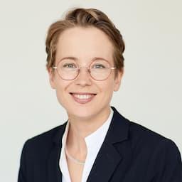 Leslie Manthey